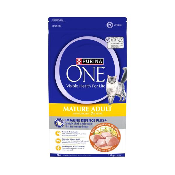 One Senior 7+ Dry Cat Food Chicken